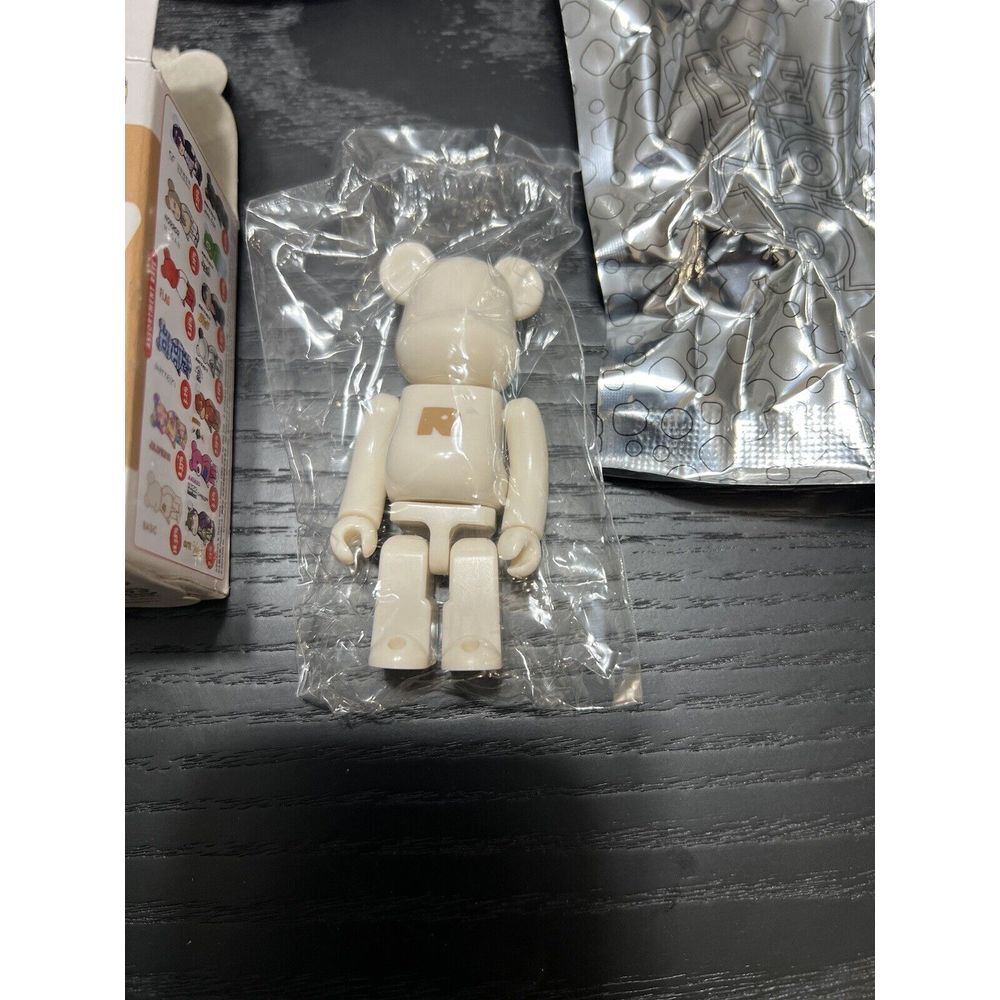 Basic R 100%‎ Series 47 Medicom Bearbrick Be@rbrick - Picture 3 of 5